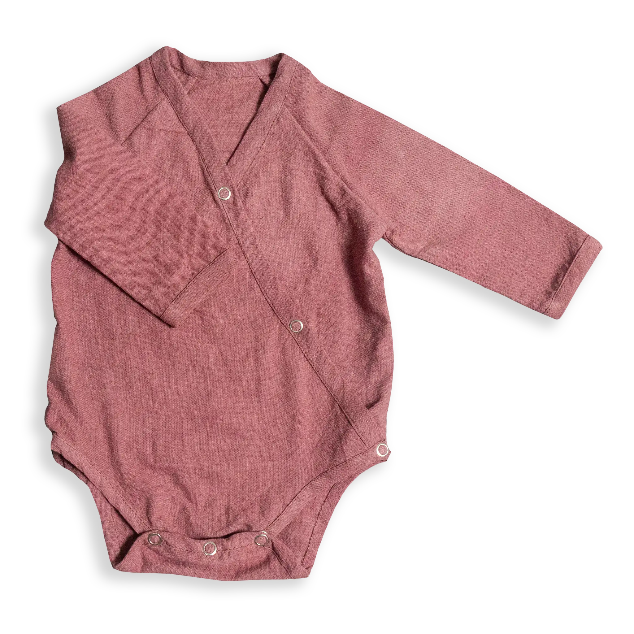 Made from 100% cotton and dyed with natural vegetable dyes, this romper is gentle on your baby’s skin and kind to the planet.