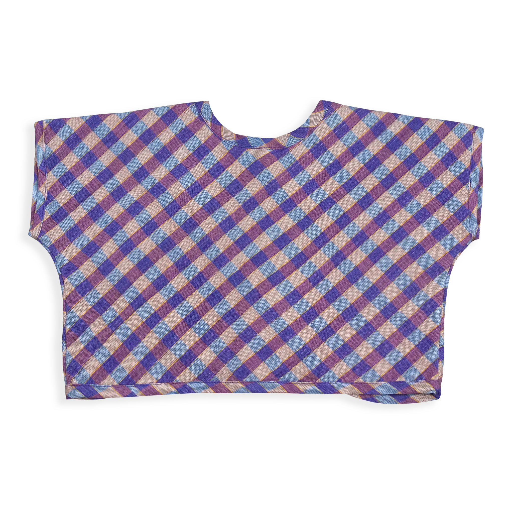 Embrace the cozy and traditional feel with this Gingham pattern top. The wrap style adds a touch of cheer and comfort to the design, making it perfect for girls. 